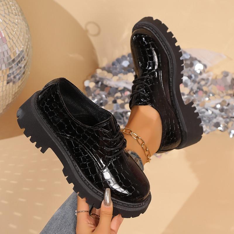 Patent Leather Thick-soled Oxford Shoes for Women Snake Print Round Toe Lace-up Shoes Outdoor Leisure Daily Commute Workplace