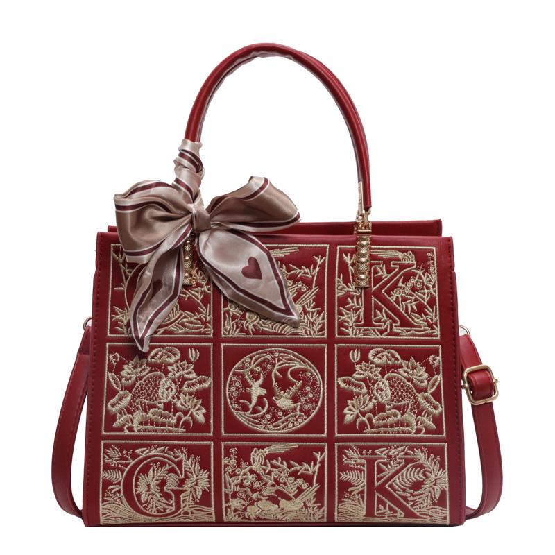Light Luxury High-end Handbag, New Trendy Handmade Embroidered Bag, Wedding Temperament Shoulder Bag for Women