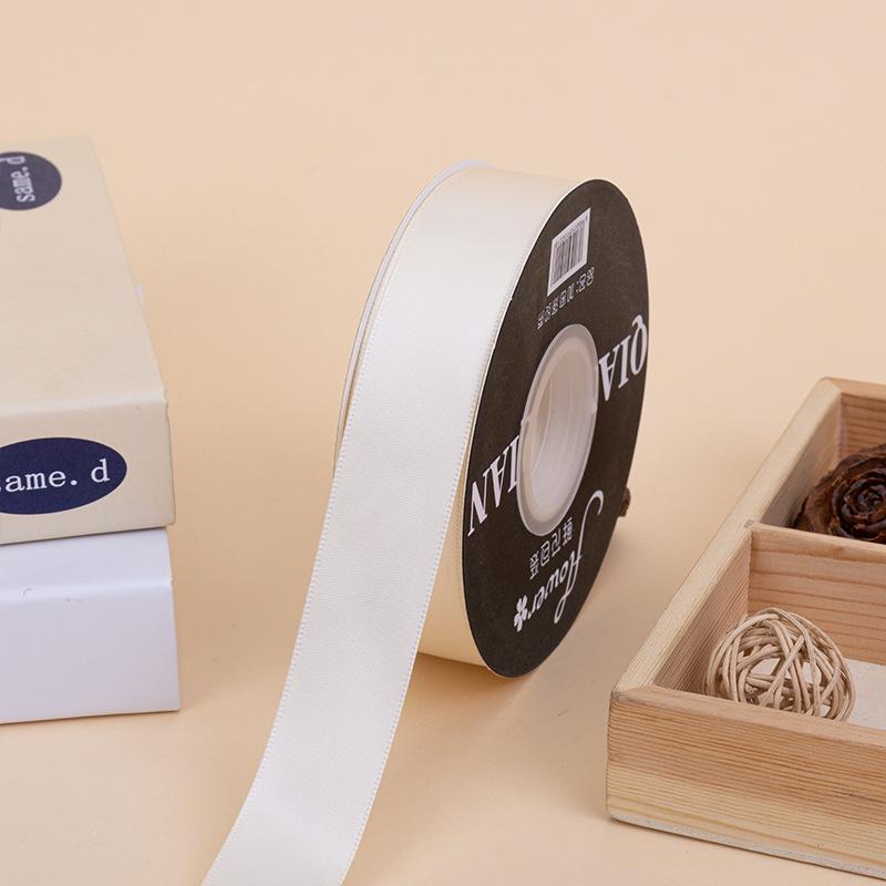 Customizable Light-Colored Double-Sided Polyester Ribbon for Florist and Gift Packaging
