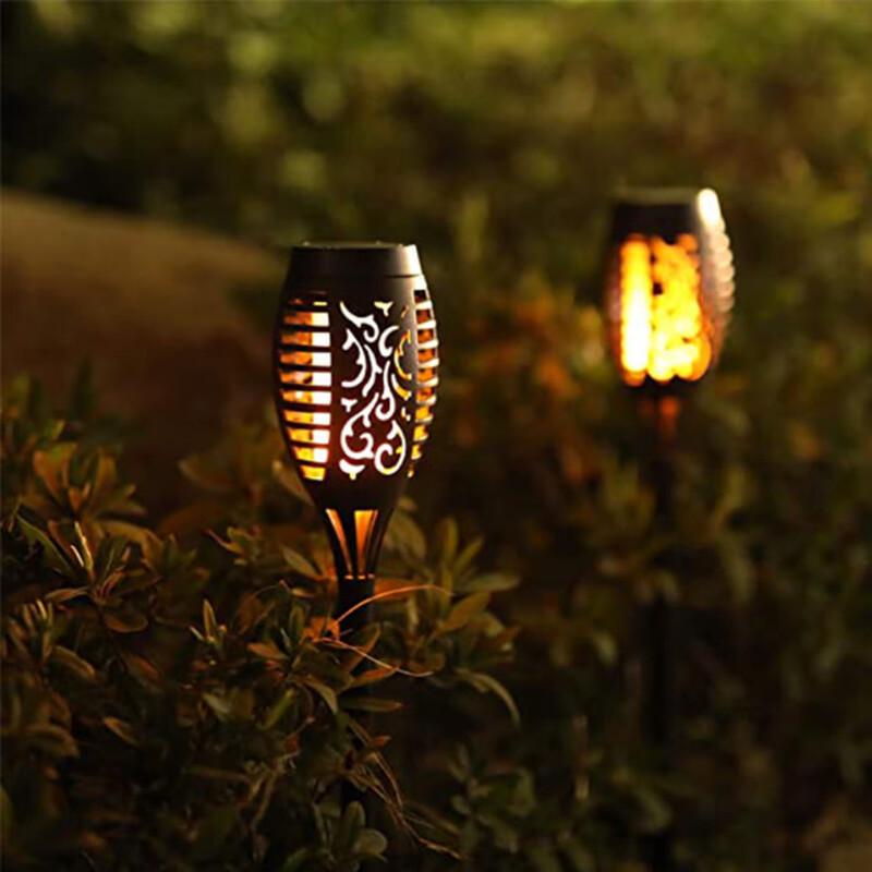 Li Shi Solar Flame Outdoor Garden Light 4-Pack
