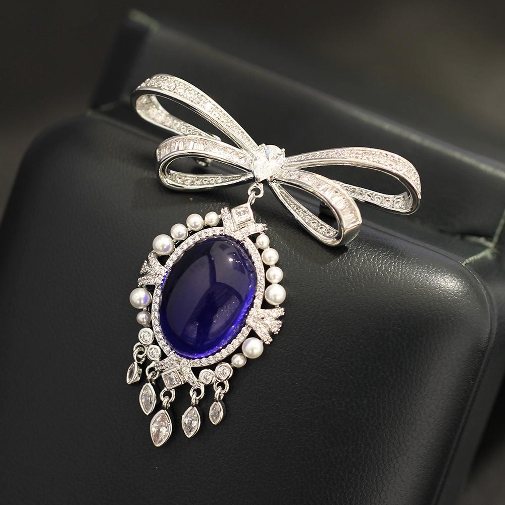 Судебный ретро-стиль синяя бахрома бантом брошь высококачественная нишевая жемчужная бахрома булавка пальто аксессуары брошь