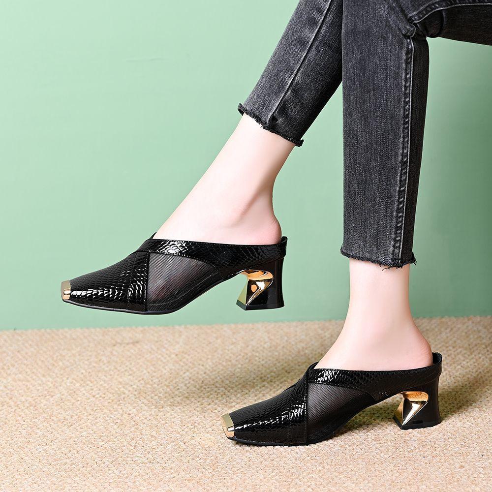 

Новая сумка голова полушлепанцы женские летние новая мода железная голова толстый каблук удобные универсальные высокий каблук уличные сандалии 40 чёрный