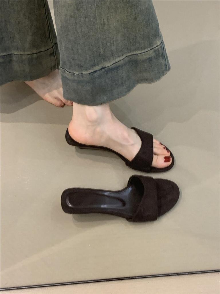 Niche design cool slippers summer French simple suede versatile open-toed wedge heel one-word sandals