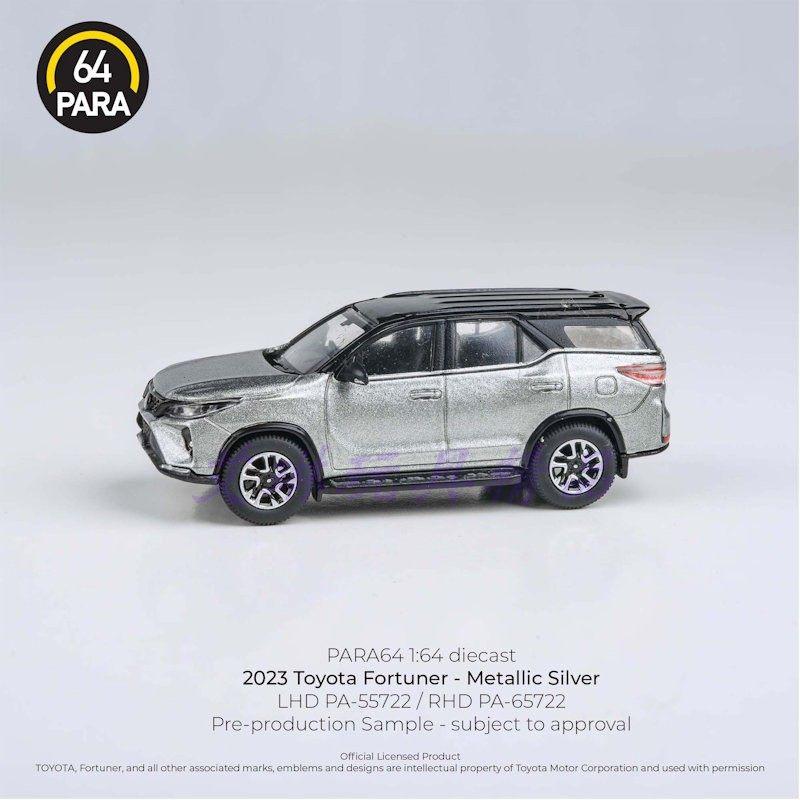 PARA 1:64 Fortuner 2023 Alloy Car Diecasts & Toy Vehicles Car Model Miniature Scale Model Car Toys For Children