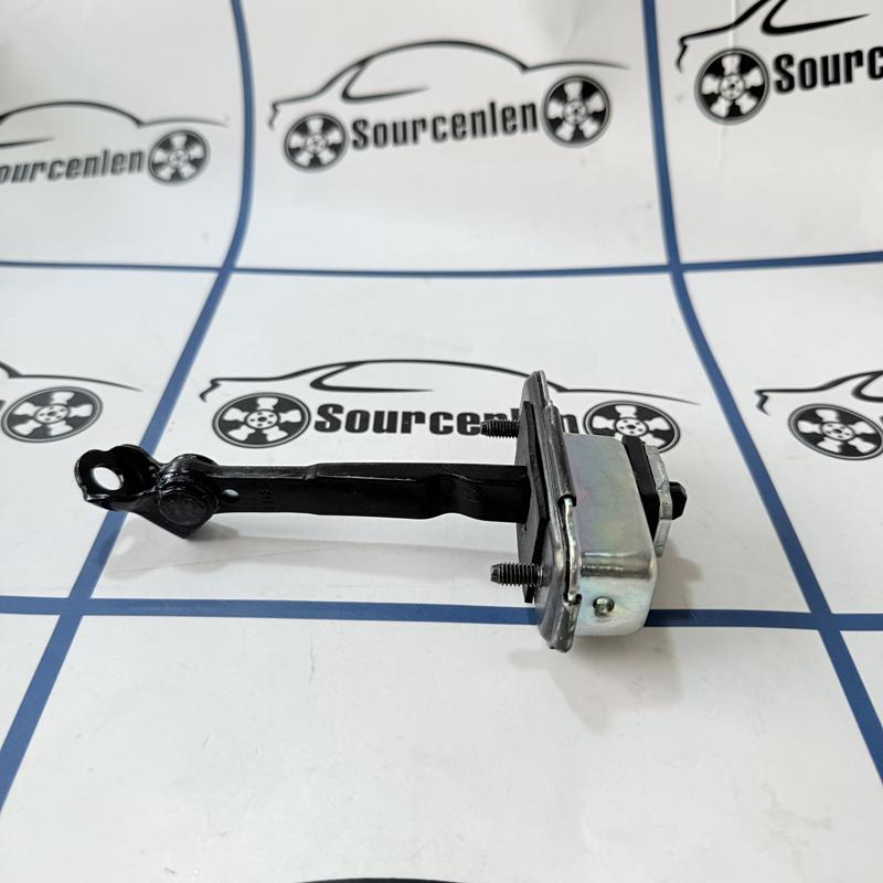 Brand New Genuine Front Door Limiter Hinge Stop For Kia Cerato Forte SHUMA KOUP 793801M200 793901M200 79380-1M200 79390-1M200