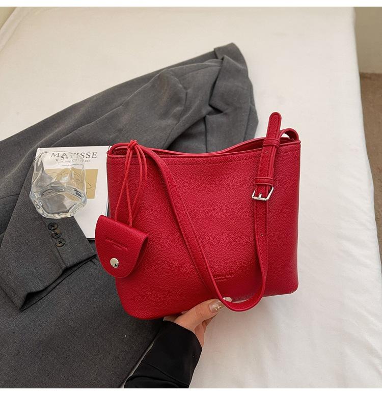 New Texture Generous Lazy Wind Underarm Women's Bag Bucket Bag Casual Small Niche Lychee Pattern Handbag