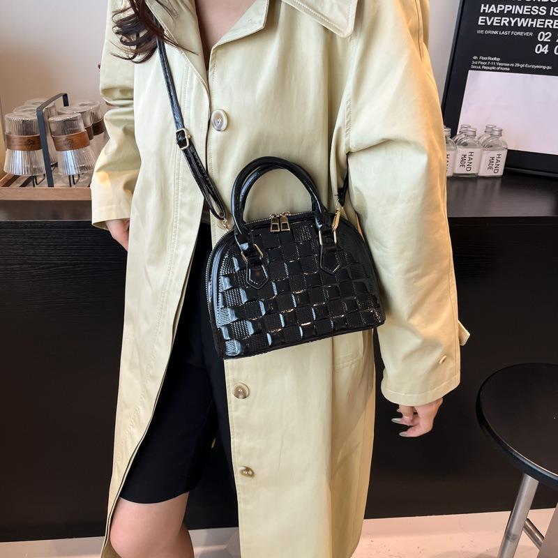 Summer new women's bag fashion indentation handbag women's fashion casual shoulder messenger casual simple bag