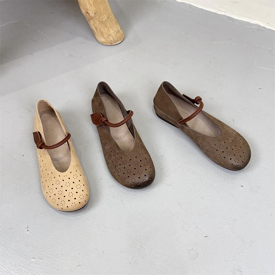 Johnature Breathable Genuine Leather Soft Soled Women's Shoes Summer New Retro Hollow-out Flat Sandals