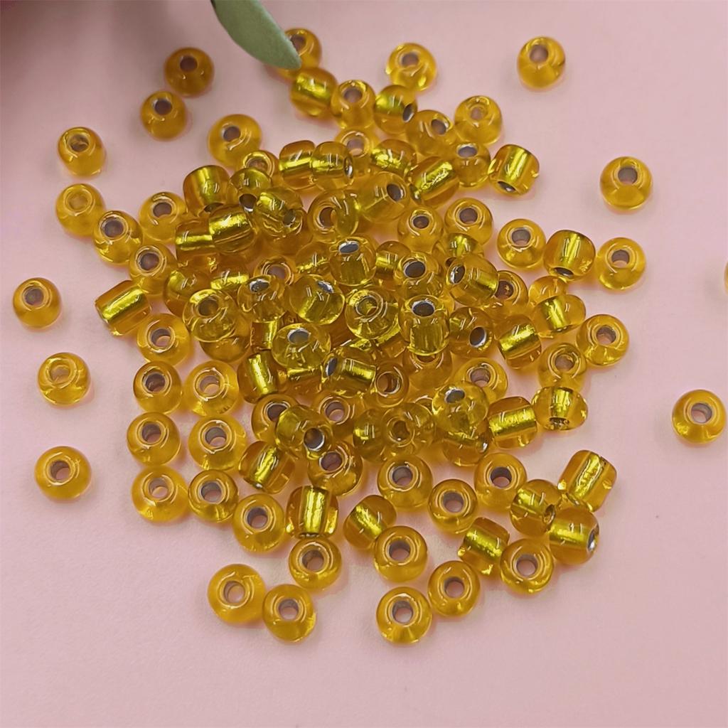 500 stk For smykkefremstilling 4mm DIY Øredobber Halskjede Armbånd Løse Mellomleggsperler Anheng Glassfrøperler Miksfarge Fargerik