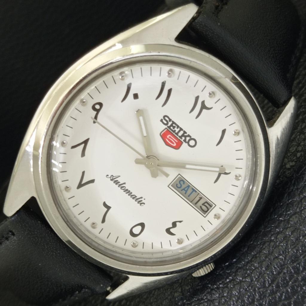 VINTAGE SEIKO 5 AUTOMATIC 7009A JAPAN MENS ARABIC WHITE DIAL WATCH A702676-1 R209-a702676