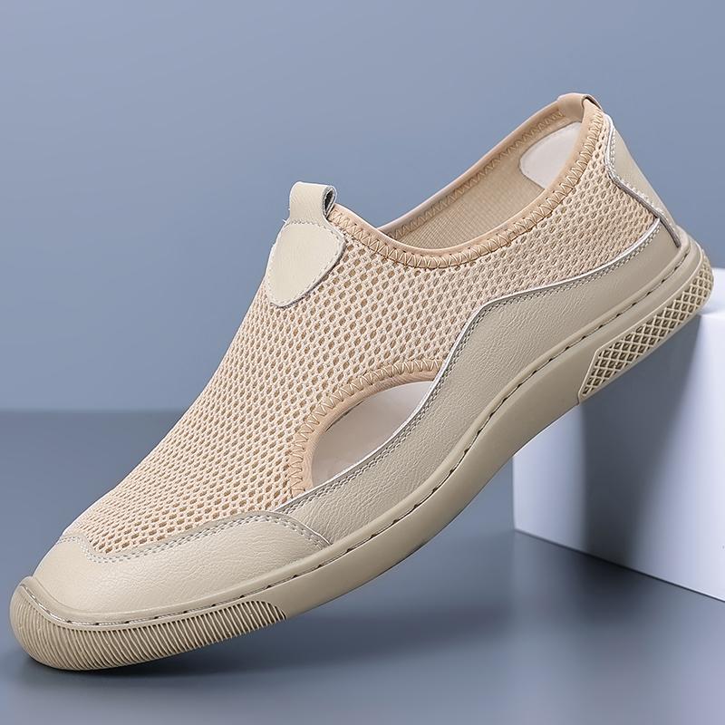 Fashion Mens Slip On Walking Shoes Mens Hollow Out Loafers Luxury Brand Men Casual Flats Male Comfortable Beach Sandals Driving Shoes