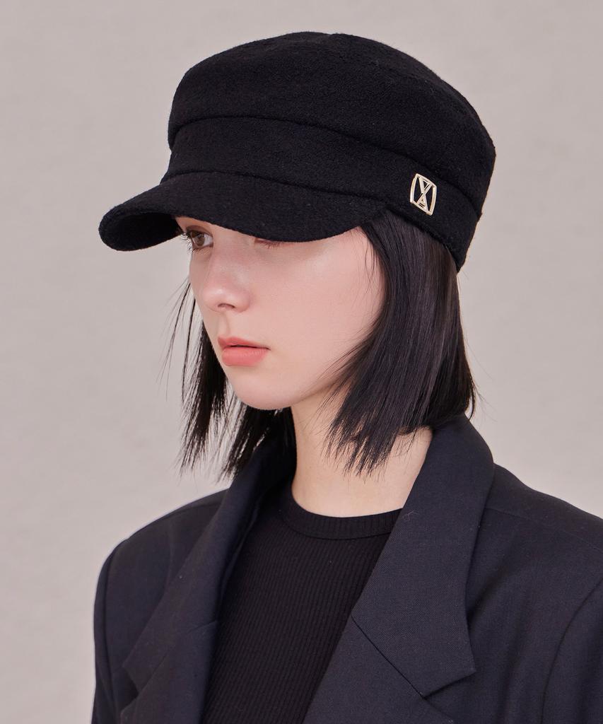 Bajal Va Square Studded Wool Sailor Cap Black