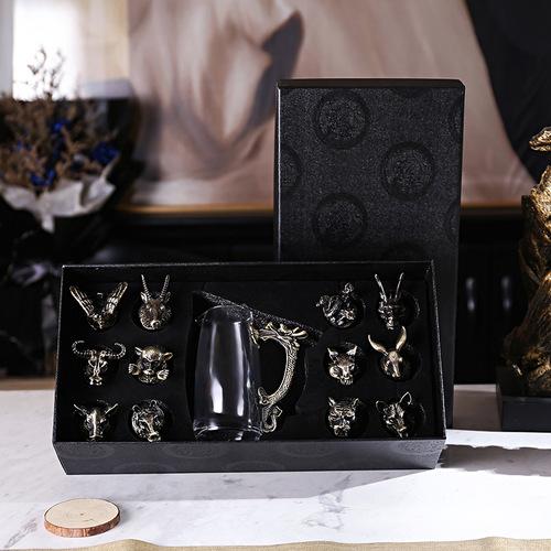 Twelve Zodiac Liquor Wine Glass Set Household Small Wine Glasses Hip Flasks Chinese Imitation European Drinkware Exquisite Gift
