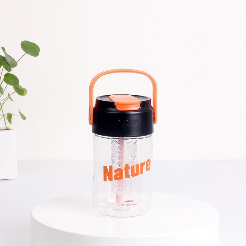 

High-value students carry portable tumblers and straw cups 600ml чёрный