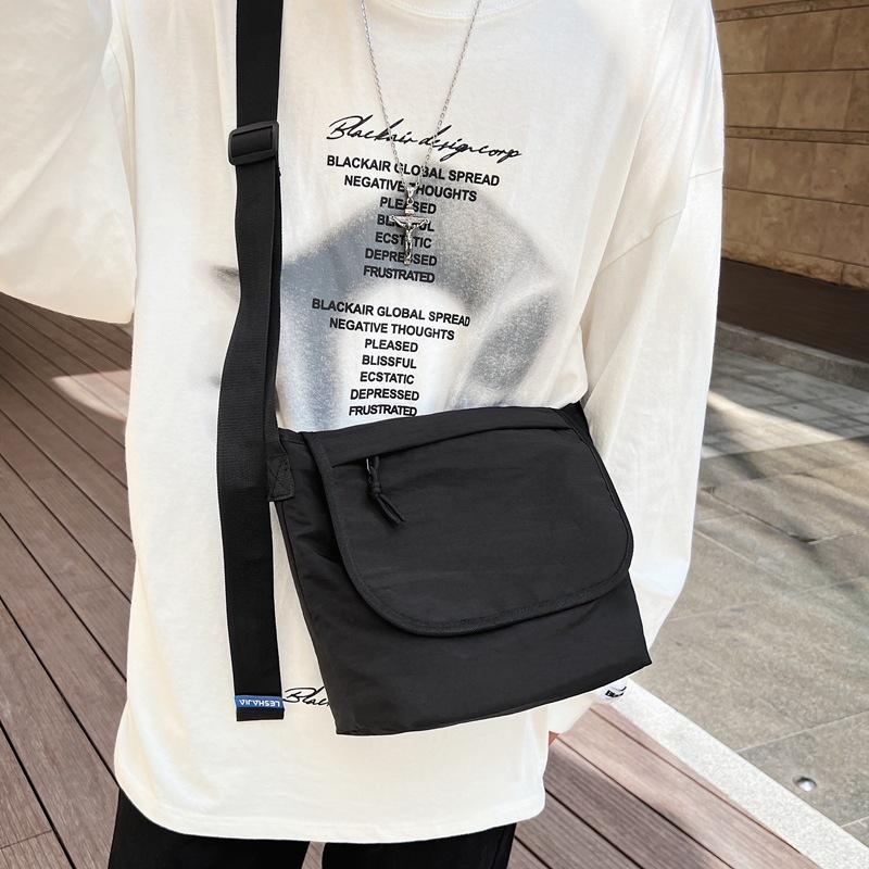 Fashion new couple messenger bag daily leisure sports nylon bag men's shoulder bag trendy simple messenger bag