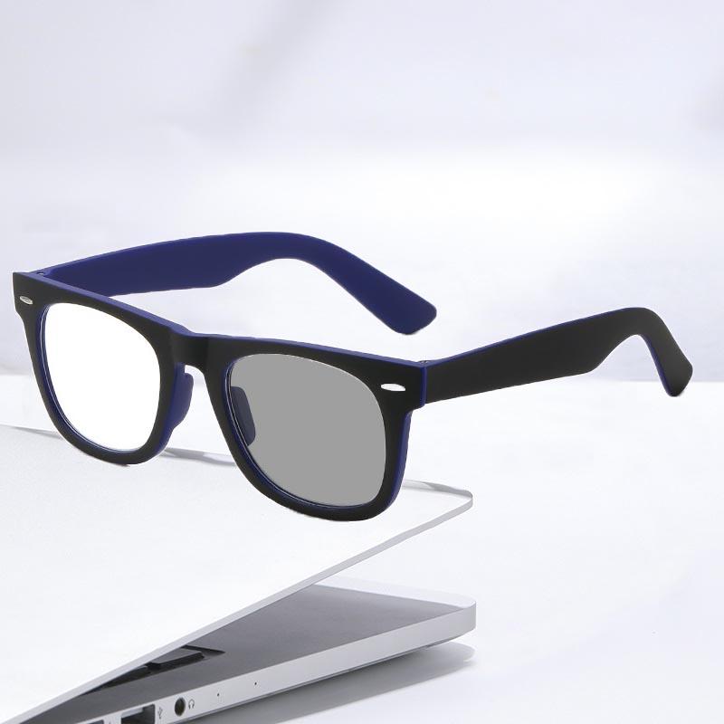Fashion Retro Pochromic Reading Glasses Women Men Large Frame Anti Blue Light Far Sight Eyeglasses Outdoor Sunglasses To +4.0
