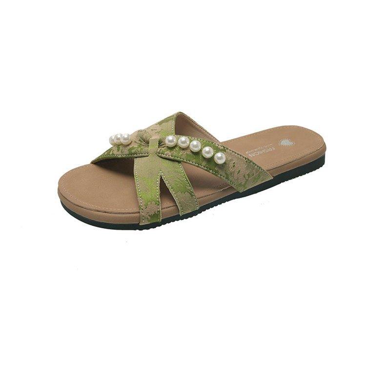 

2025 new summer wear flat-bottomed fashion bright diamond lazy beach shoes go out cool slippers women s summer one-word slippers 35