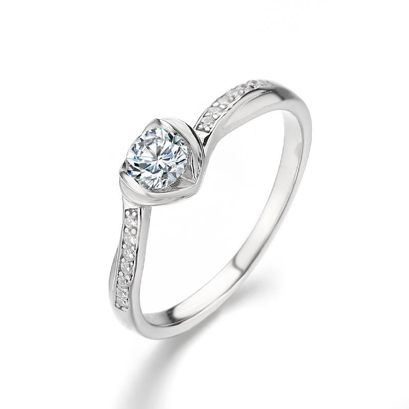 

S925 Sterling Silver Love Eye Ring Women S Guochao Love Twist Arm Diamond Ring Ins Peach Heart Ring No. 9