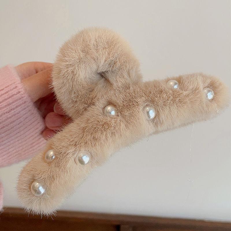 Adorabile Pinza Artiglio Peluche Perla: Accessorio Capelli Autunno & Inverno per la Nuca, Grande Pinza a Squalo da Ragazza