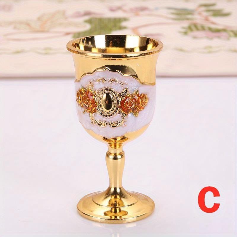 1pc European Style Wine Glass High-grade Liquor Glass Creative Home Metal Liquor Glass Retro Creative Small Pieces