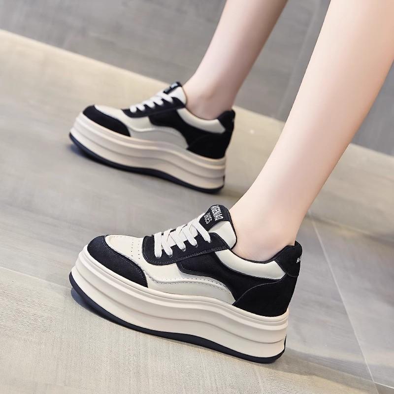 

Inner height increase little white shoes women s 2025 spring new breathable matte panda board shoes 10 cm light platform women s shoes 34