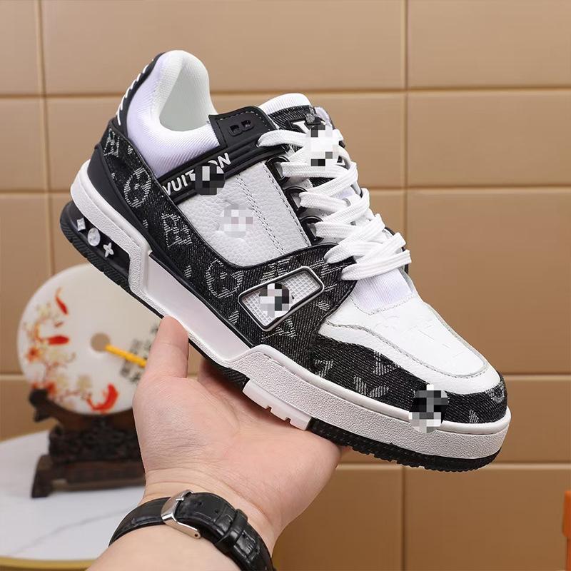 Premium Men’s Casual Sneakers – Breathable Thick-Soled Low-Top Shoes, Minimalist White Design for Spring & Autumn