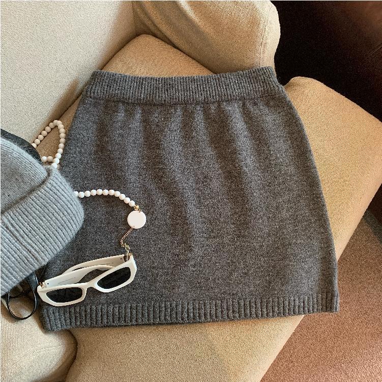 Women's High-Waisted Elastic Waist Gray Knit Skirt - Autumn/Winter 2025 Hip-Hugging A-Line Style