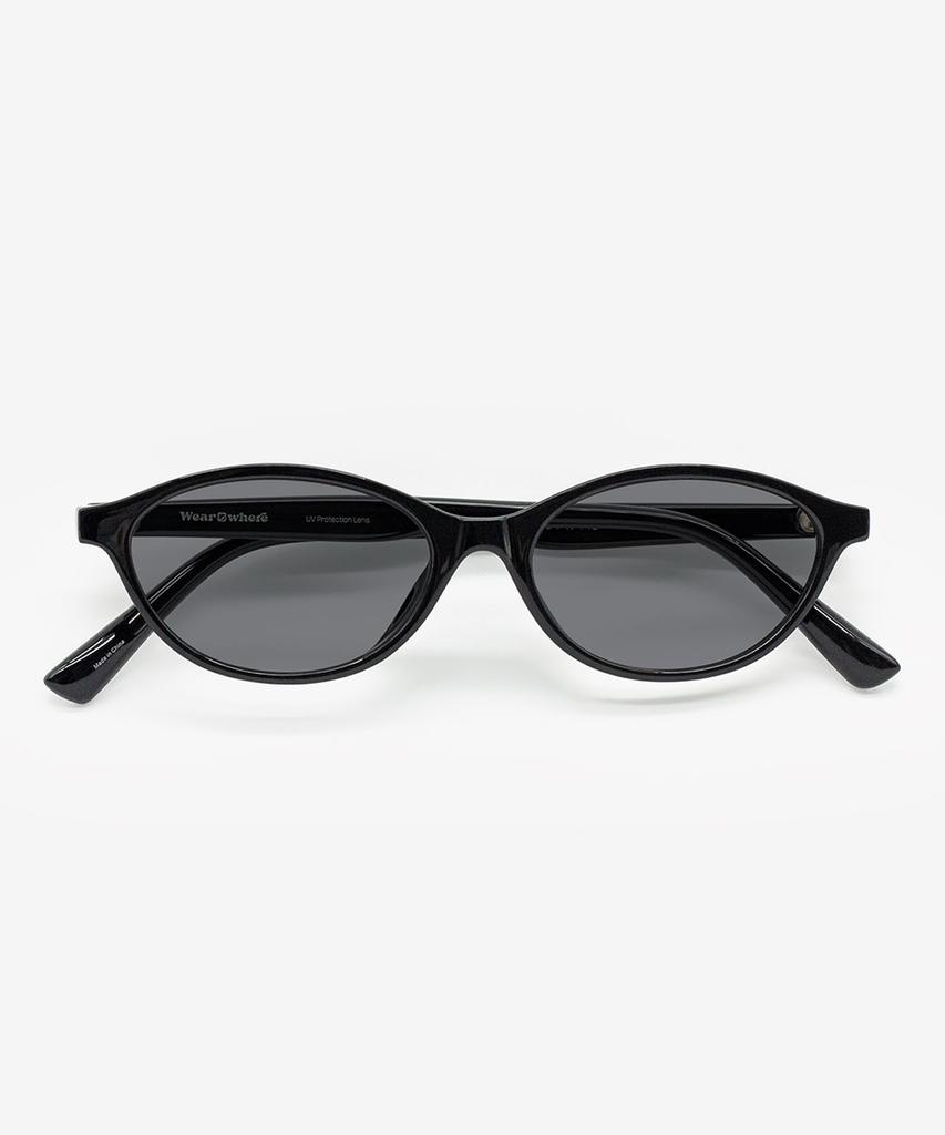 Weeoweeo Heidel Black Sunglasses