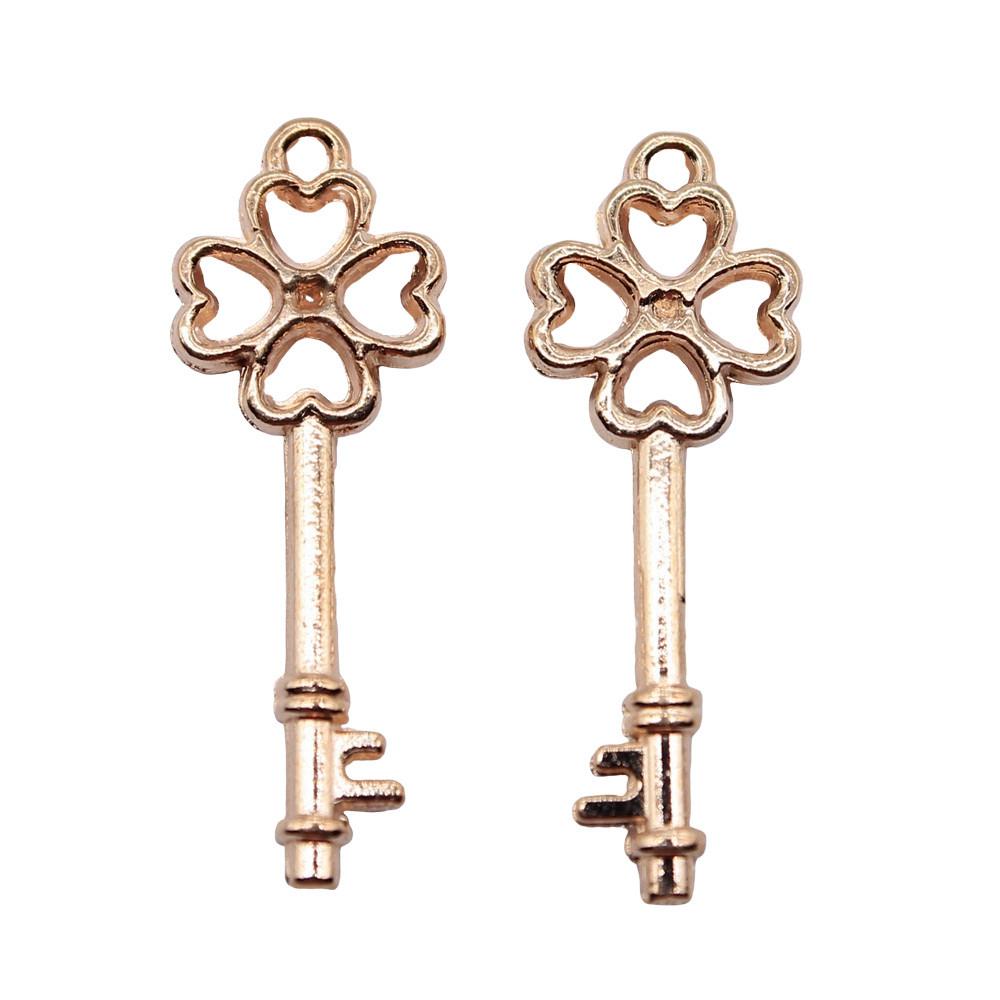 Simple Skeleton Key Charms Multi Color Alloy Pendants For Vintage Themed Jewelry