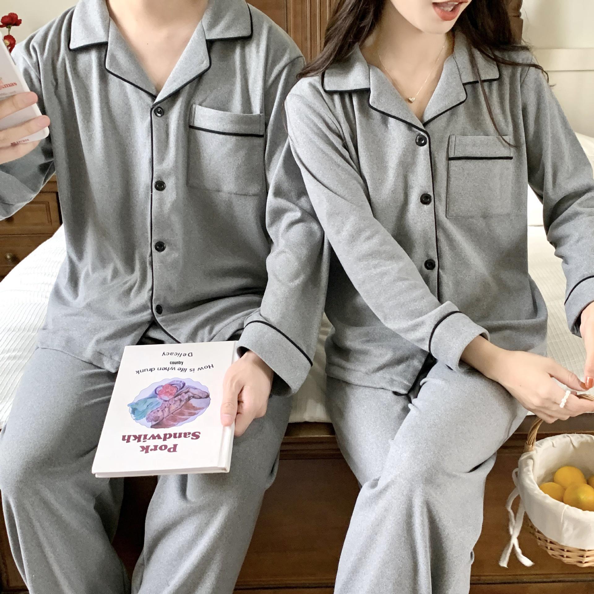 

Осенне-зимний комплект пижамы из немецкого бархата для пар - Кардиган с длинным рукавом и брюки, Уютная и удобная домашняя одежда. Women XXL (70-80 kg)