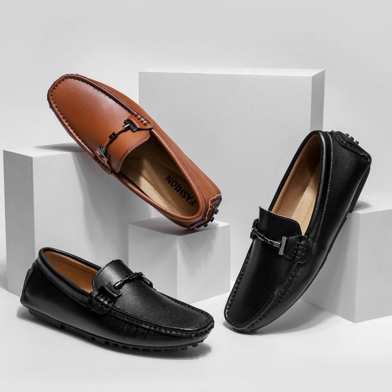 Men's Large Breathable Leather Loafers Slip-On Versatile Bean Shoes