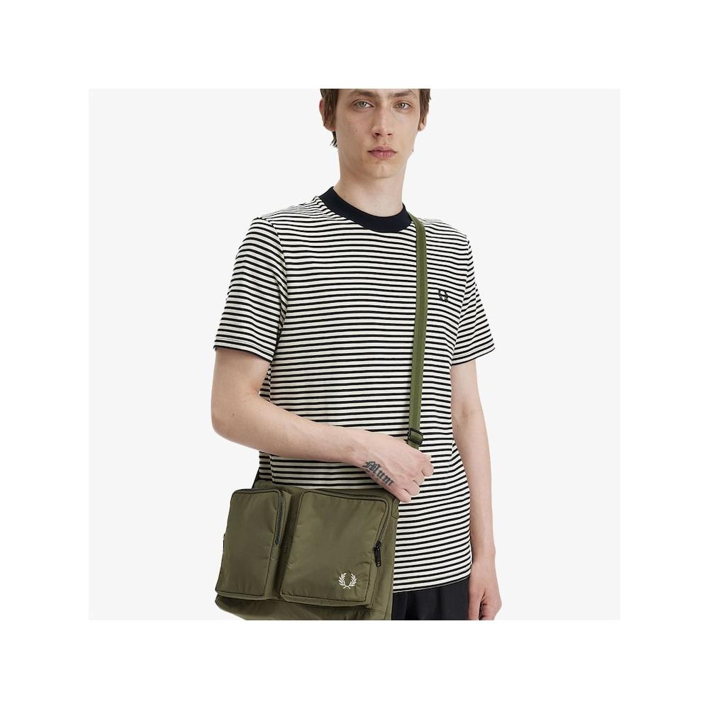 

Fred Perry [оригінальна] Нейлонова бічна сумка Fred Perry V71 Cfpu2417270 V71 qzgCfpu2417270 V71 Free