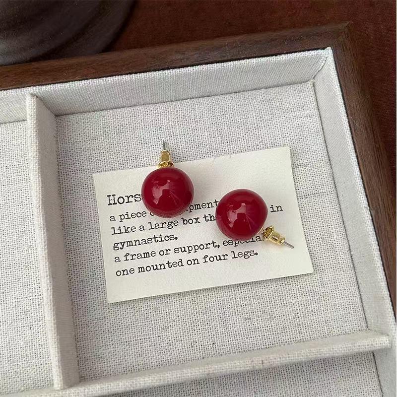 Серьги-пусеты  Вишневый шар  - Простой, Модный, Универсальный дизайн с ретро, Роскошным ощущением