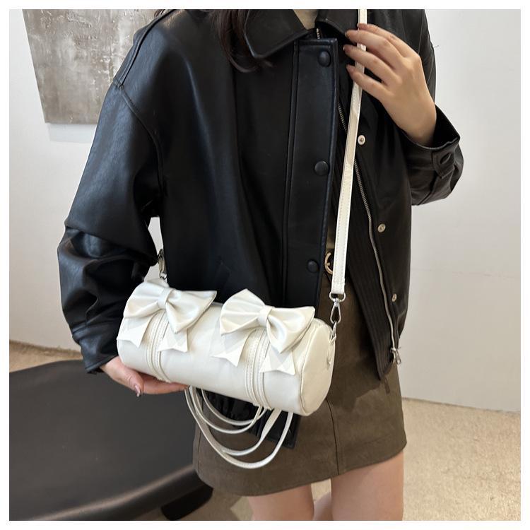 2024 Women's Niche High-End Bow Pillow Handheld & Crossbody Bag