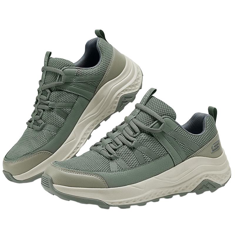 

Skechers Men s Low-Top Outdoor Athletic Shoes