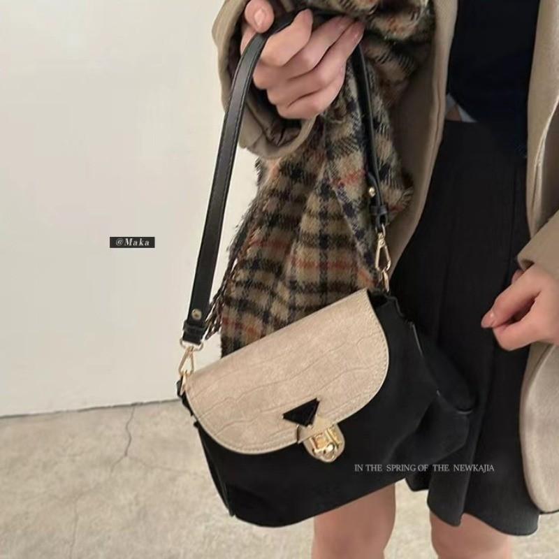 IELGY Женская сумка-подмышка в стиле нишевого дизайна — фото 3