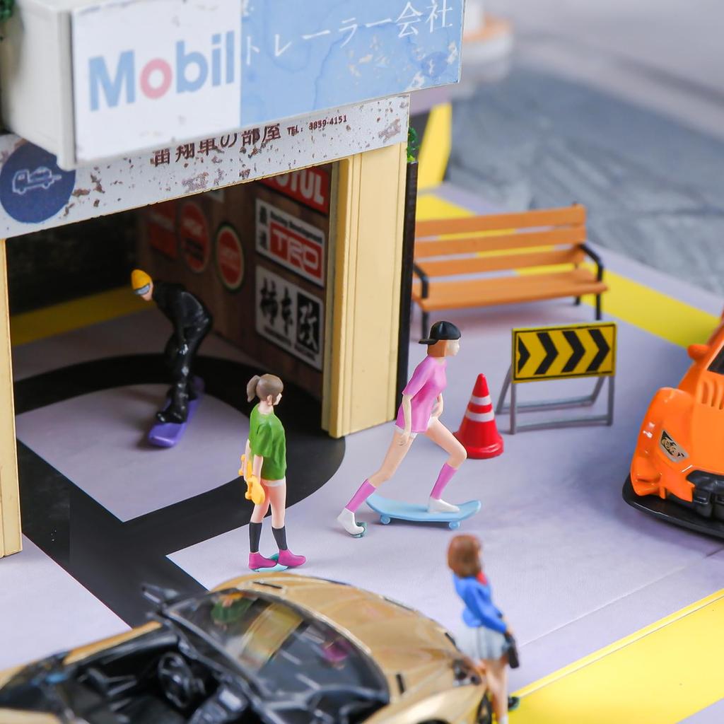 Shoucangjia Scale Figure Miniature Figurine Resin Mini Doll Model Creative Photography Sand Table Scene Prop DIY Landscaping Skateboard Girl