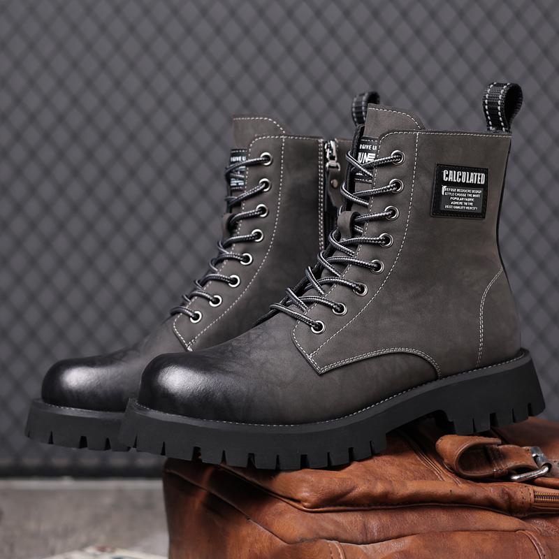 Fashion High Quality Male Genuine Leather Ankle Boots Classic Outdoor Motorcycle Shoes Mens High Top Casual Shoes New Trendy Jeans Boots