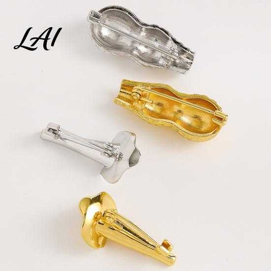 Elegant Fashion Accessory Peanut/Calla Shaped Flower Insert Brooch DIY Wearable Bouquet Holder Alloy Shirt Pin Brooch Clip Metal Vase Lapel