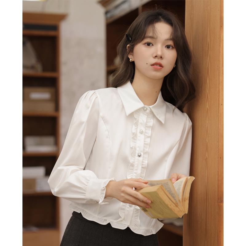 

Women s White Patchwork Lace Polo Collar Shirt - Short Style for Professional and Interview Wear Medium