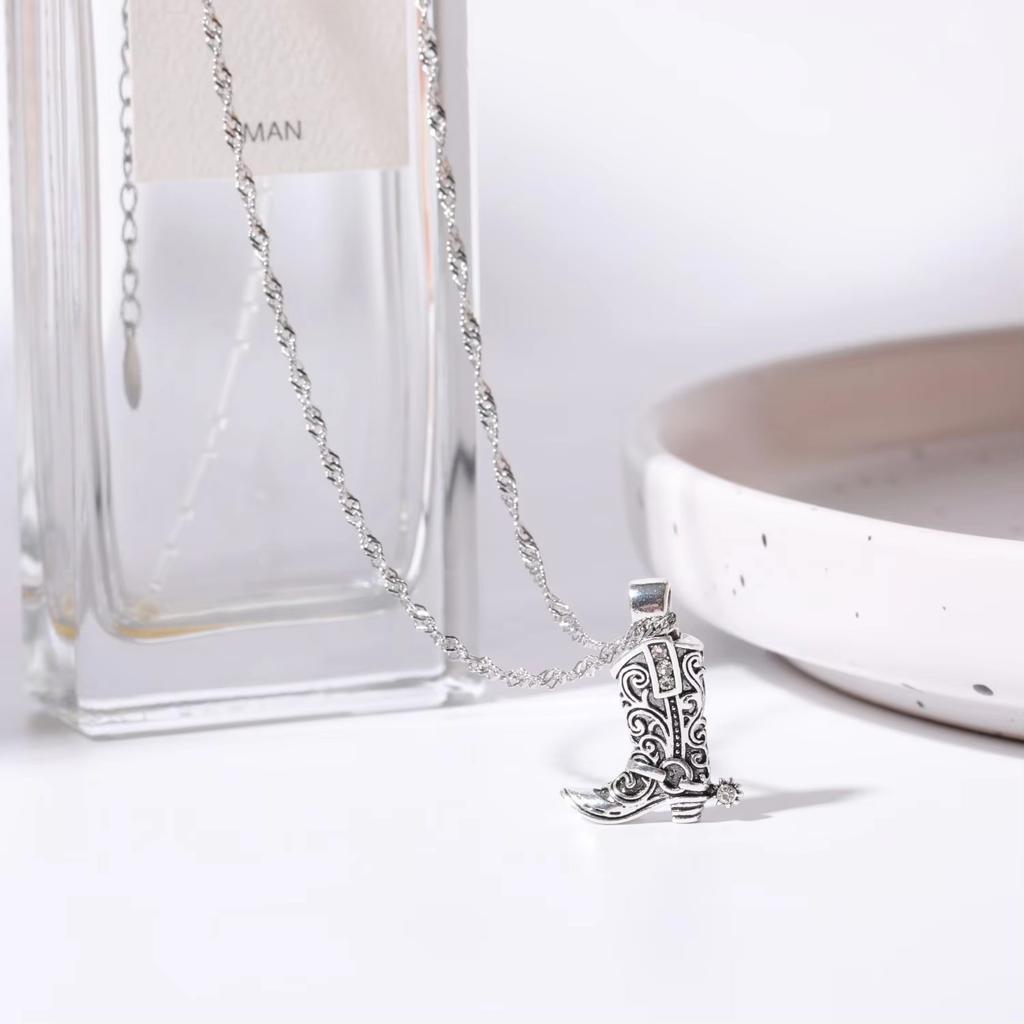 Stainless Steel Waterproof Cowboy Boot Choker Necklace Creative Cowgirl Hat Rhinestone Star Pendant Polished Gold Color Jewelry