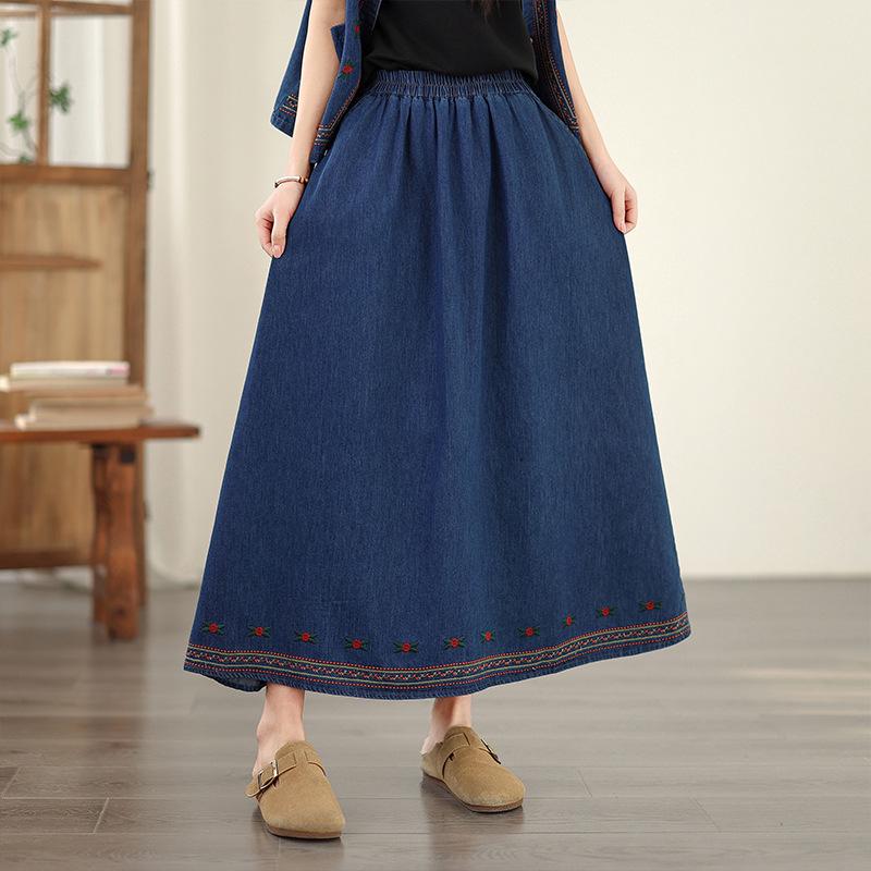 Women s Spring/Summer Embroidered Denim Suit: Versatile Vest Top & Skirt Set Medium