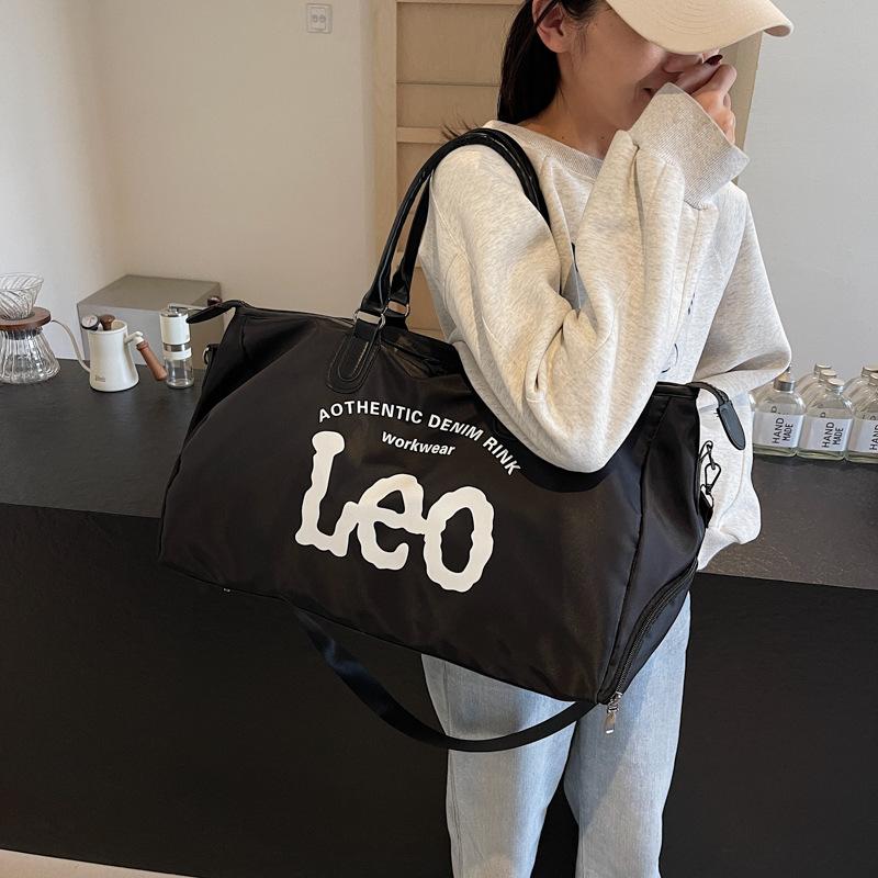Sports fitness bag dry and wet separation men's short-distance business travel bag women's light trendy luggage storage bag