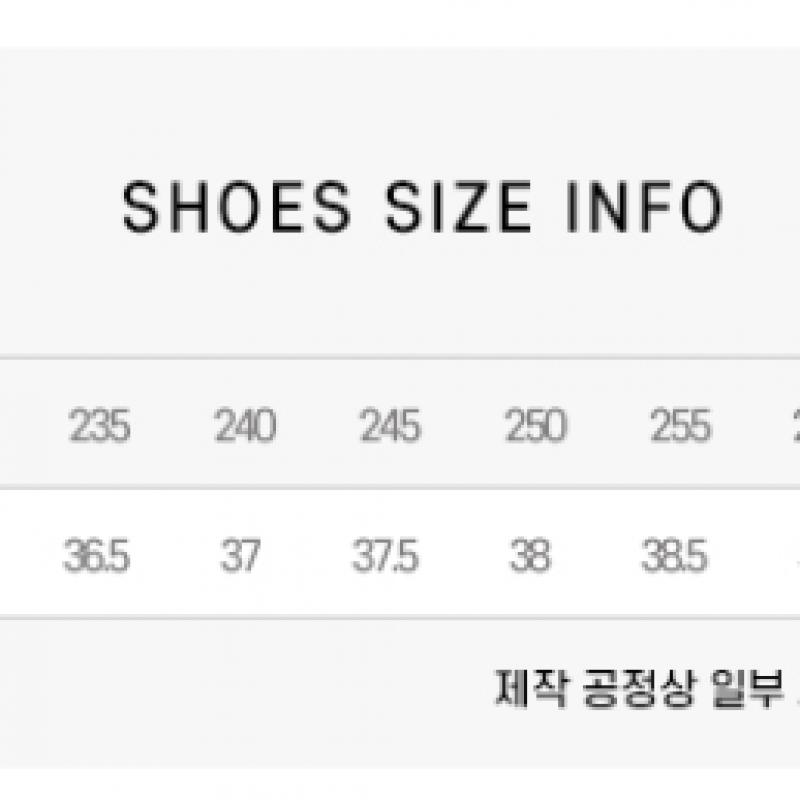 Chloe C20136 49l Woody Logo Flat Mule Slippers