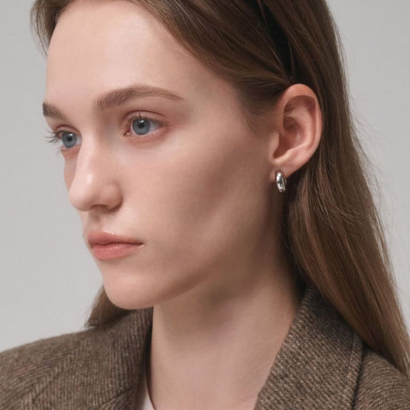 

Святая Роскошь Синди Вельветовая Повязка для Волос 2 Цвета 02 Dark Brown