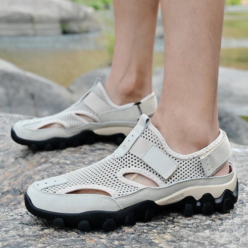 Fashion Men Summer Outdoor Anti-slip Wearable Sandals Shoes Men Comfortable Man Brand Sandals Man Breathable Leather Hollow Out Sneakers