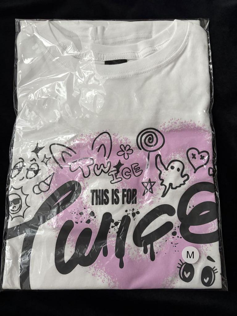 [USED] Same-day Shipping TWICE T-shirt, Size M, White