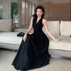 French White Sleeveless Neck V-neck Dress for Women's Summer New Beautiful Waist and Thin Big Swing Dress