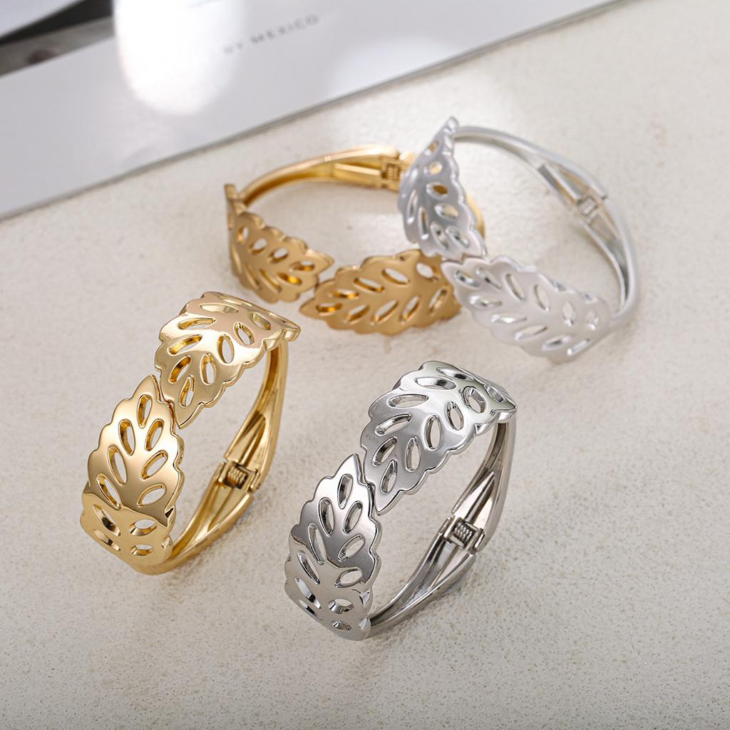 Cross-border Bracelet Women's High-level Bracelet Cross-border Hollow Irregular Leaves Shape Gold Bracelet