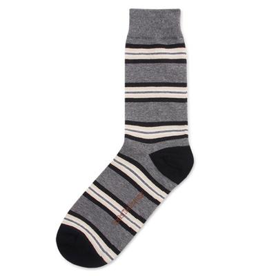 Durchgehend gestreifte Socken